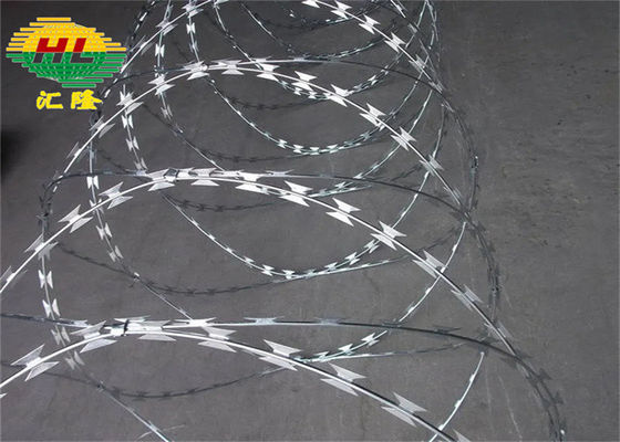 o zinco 240g/M2 revestiu o diâmetro sanfona do arame farpado 2.5mm