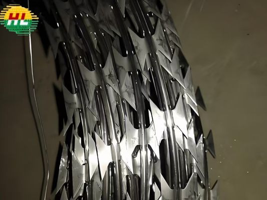 Multi Material Barbed Wire Razor com 700 Diâmetro de bobina e 2,0 Diâmetro de fio